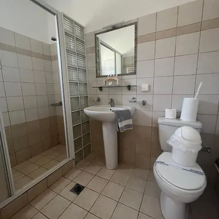 Karavaki & Varkoula Villa *