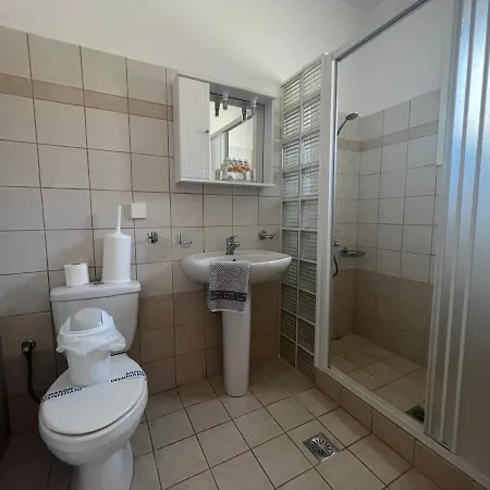 Villa Karavaki & Varkoula *